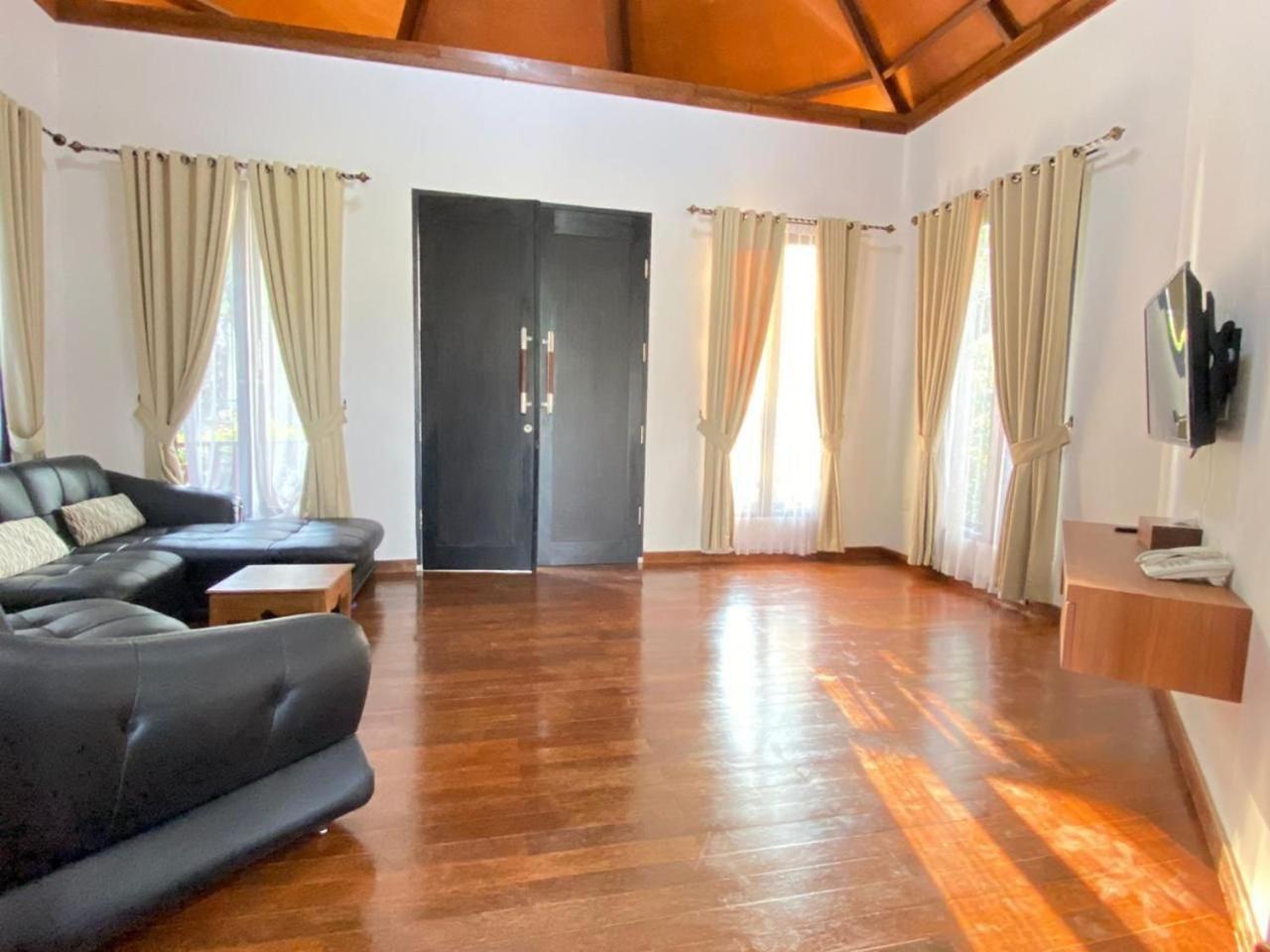 De Bintan Villa Tenaga Екстериор снимка